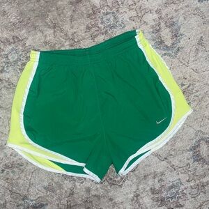 Nike Dri-Fit Women’s Size Small Lined Running Shorts Green